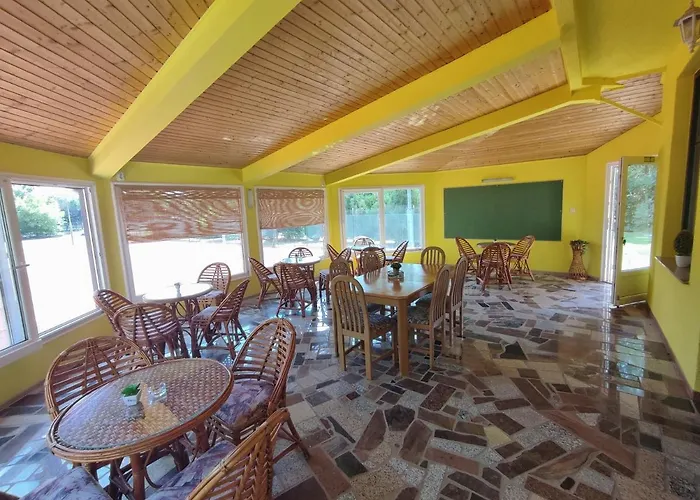 Eko * باتشكي بيتروفاتس