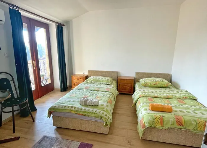 Eko * باتشكي بيتروفاتس