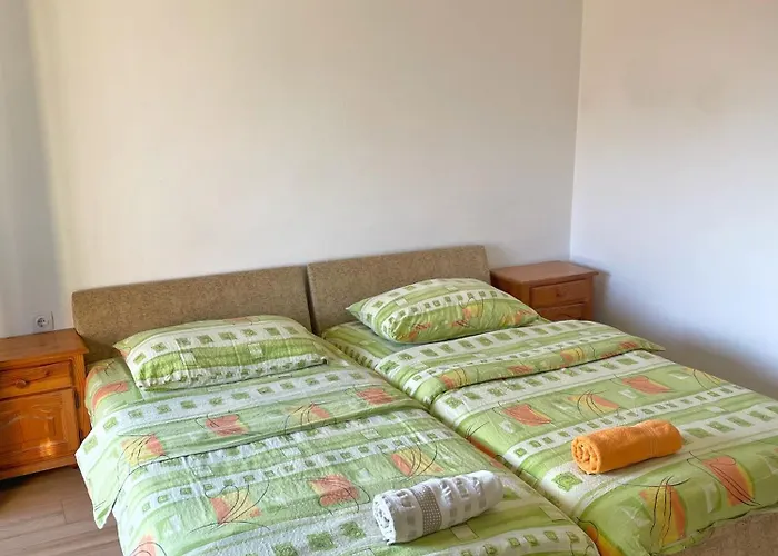 Eko * باتشكي بيتروفاتس